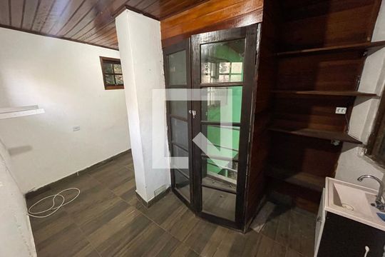 Kitnet/Studio para alugar com 1 quarto, 35m² em Jardim Semiramis, Cotia