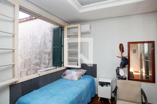 Quarto 2 de apartamento à venda com 3 quartos, 100m² em Santana, Porto Alegre
