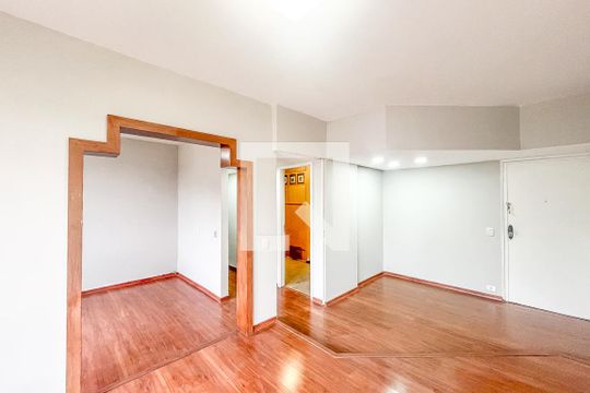 Sala de apartamento à venda com 2 quartos, 130m² em Bom Retiro, São Paulo