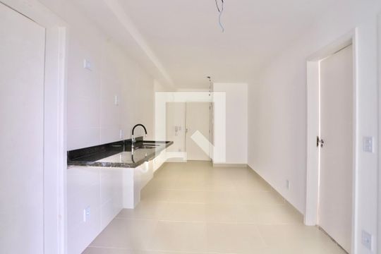 Sala/Cozinha de apartamento à venda com 2 quartos, 41m² em Vila Prudente, São Paulo