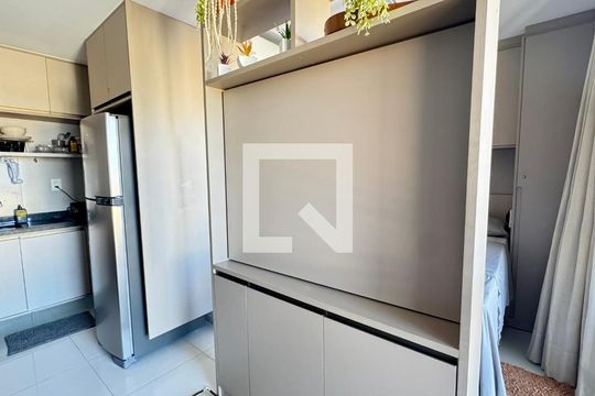 Sala de apartamento para alugar com 1 quarto, 29m² em Itapuã, Salvador