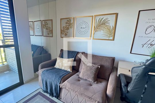 Sala de apartamento para alugar com 1 quarto, 29m² em Itapuã, Salvador