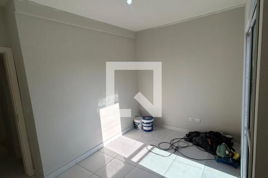 Quarto de casa à venda com 2 quartos, 70m² em Chácara do Solar II (Fazendinha), Santana de Parnaíba