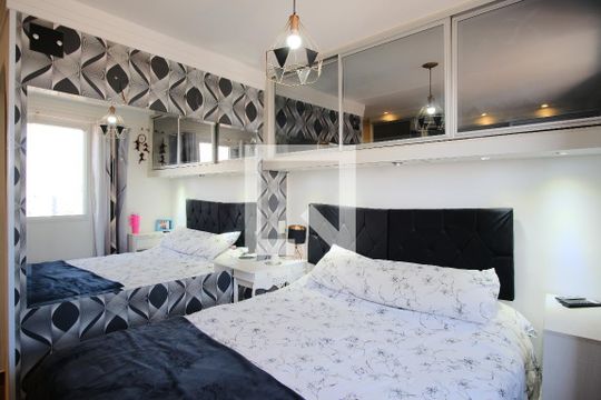 Suíte de apartamento para alugar com 3 quartos, 137m² em Parque Maria Luiza, São Paulo