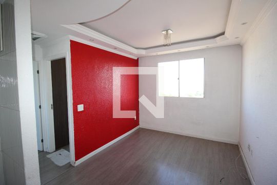 Sala /  Cozinha de apartamento para alugar com 2 quartos, 39m² em Núcleo Lageado, São Paulo