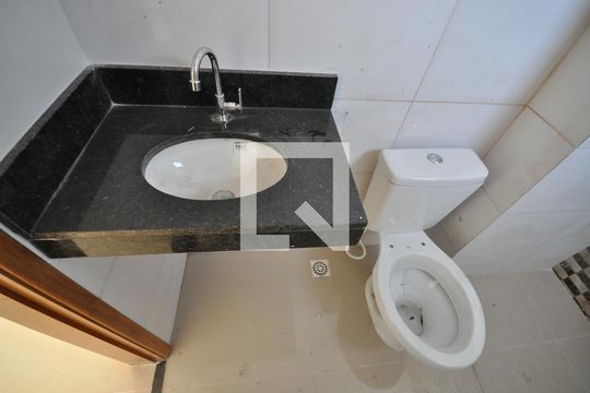 Banheiro de apartamento à venda com 1 quarto, 33m² em Tucuruvi, São Paulo