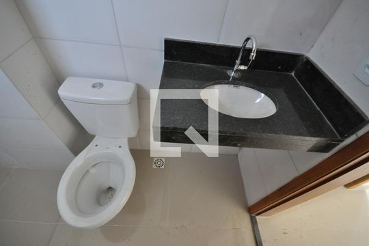 Banheiro de apartamento à venda com 1 quarto, 33m² em Tucuruvi, São Paulo