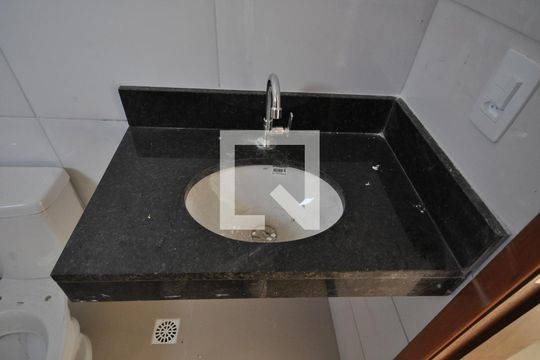 Banheiro de apartamento à venda com 1 quarto, 33m² em Tucuruvi, São Paulo