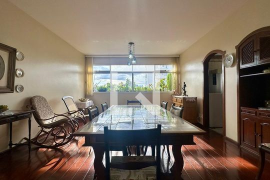 Sala  de apartamento para alugar com 4 quartos, 190m² em Cruzeiro, Belo Horizonte