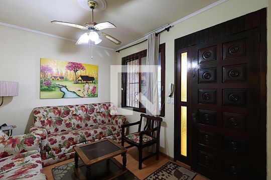 Sala de estar de casa à venda com 4 quartos, 640m² em Vila Jardim, Porto Alegre