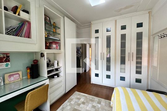 Quarto 2 Suíte de casa de condomínio à venda com 4 quartos, 450m² em Jardim Ampliacao, São Paulo