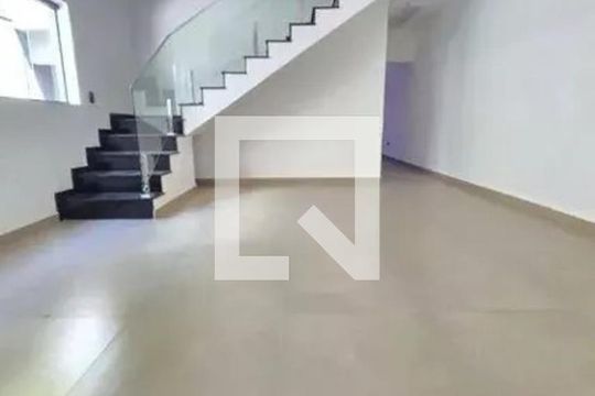 Sala de casa para alugar com 3 quartos, 298m² em Vila Talarico, São Paulo