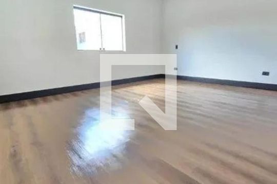 Quarto de casa para alugar com 3 quartos, 298m² em Vila Talarico, São Paulo