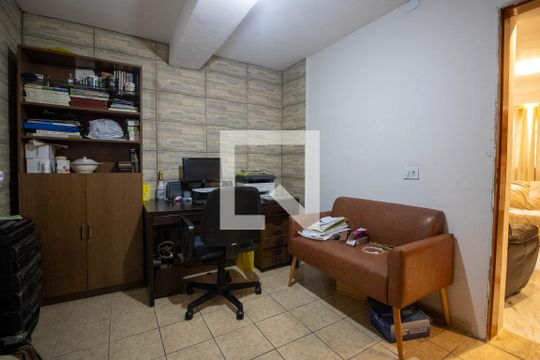 Quarto 1 de casa à venda com 4 quartos, 250m² em Jardim Monte Kemel, São Paulo