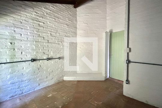 Quarto 1 de casa para alugar com 3 quartos, 100m² em Lagoa da Conceição, Florianópolis