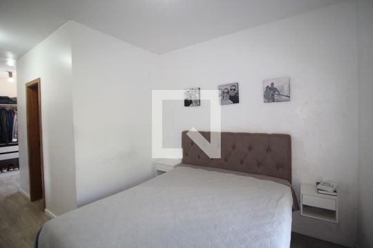 Suíte 1 de apartamento à venda com 3 quartos, 183m² em Chácara das Pedras, Porto Alegre