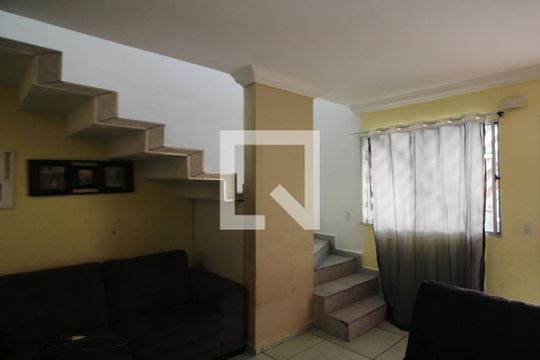 Casa à venda com 1 quarto, 170m² em Condomínio Maracanã, Santo André