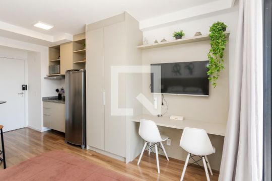 Studio de kitnet/studio para alugar com 1 quarto, 24m² em Santo Amaro, São Paulo