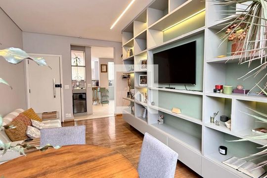 Apartamento à venda com 3 quartos, 129m² em Barro Preto, Belo Horizonte