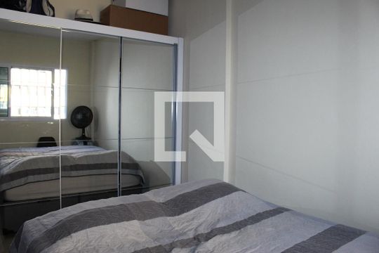 Quarto de apartamento à venda com 2 quartos, 48m² em Vila Buarque, São Paulo