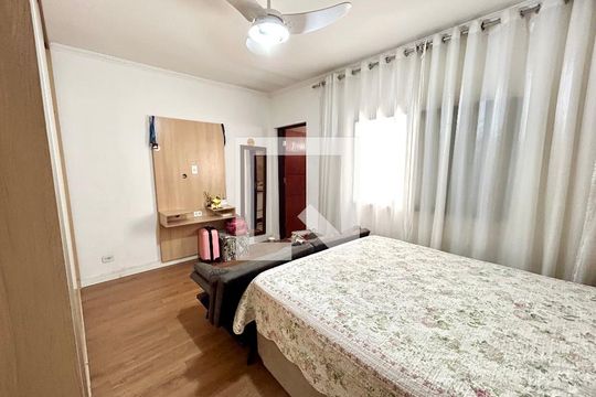Quarto Suíte de casa à venda com 3 quartos, 194m² em Parque Santo Antonio, Guarulhos