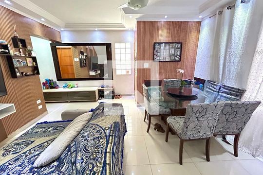 Sala de casa à venda com 3 quartos, 194m² em Parque Santo Antonio, Guarulhos