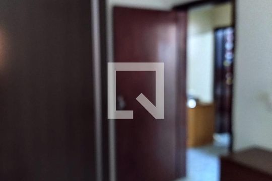 Quarto de casa para alugar com 2 quartos, 500m² em Parque Tres Meninos, Sorocaba