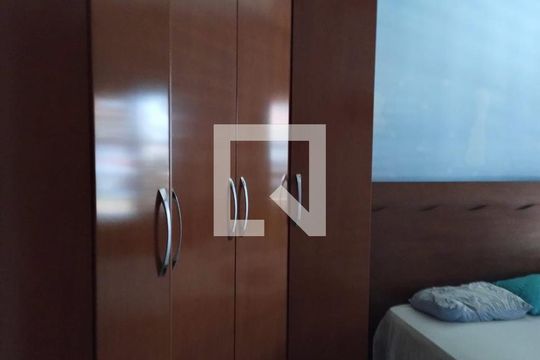 Quarto de casa para alugar com 2 quartos, 500m² em Parque Tres Meninos, Sorocaba