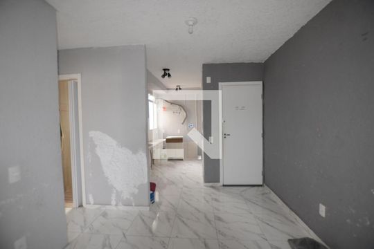 Apartamento à venda com 2 quartos, 45m² em Cavalcanti, Rio de Janeiro