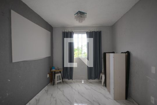 Apartamento à venda com 2 quartos, 45m² em Cavalcanti, Rio de Janeiro