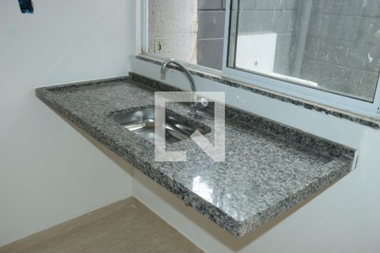 Casa de Condomínio para alugar com 2 quartos, 50m² em Bairro Jardim Nossa Senhora das Graças, Cotia