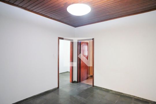 Sala de casa à venda com 2 quartos, 273m² em Barcelona, São Caetano do Sul