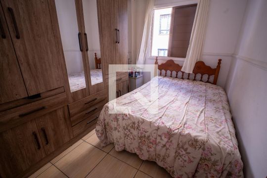 Quarto 1 de apartamento à venda com 2 quartos, 47m² em Jardim Jussara, São Paulo