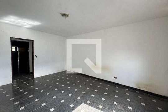 Quarto 1 de casa para alugar com 2 quartos, 400m² em Cidade Soberana, Guarulhos