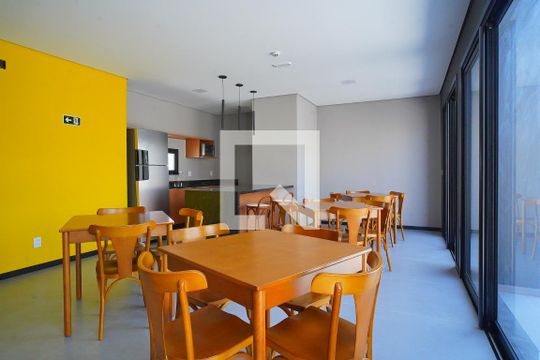 Área comum - Salão de festas de apartamento para alugar com 1 quarto, 30m² em Rio Branco, Porto Alegre