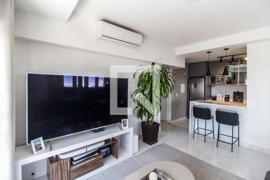 Apartamento à venda com 2 quartos, 142m² em Empresarial 18 do Forte, Barueri