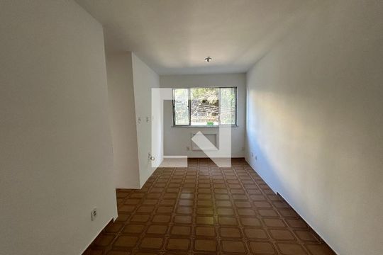 Sala de apartamento à venda com 2 quartos, 57m² em Tomás Coelho, Rio de Janeiro