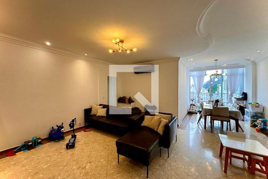 Apartamento à venda com 4 quartos, 150m² em Copacabana, Rio de Janeiro