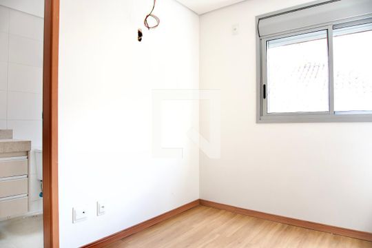 Apartamento para alugar com 2 quartos, 65m² em Funcionários, Belo Horizonte