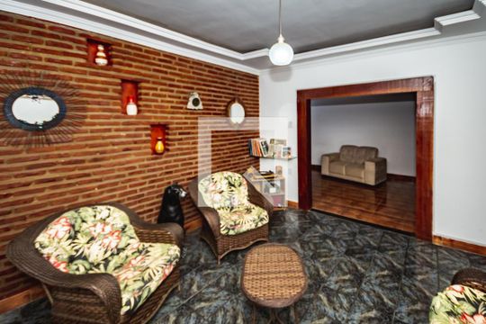 Casa à venda com 3 quartos, 140m² em Pindorama, Belo Horizonte