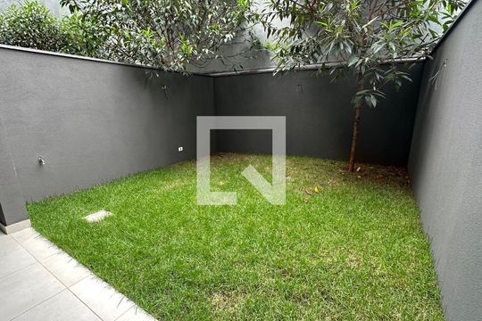 Casa de Condomínio à venda com 3 quartos, 193m² em Vila Congonhas, São Paulo