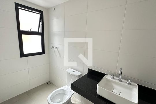 Casa de Condomínio à venda com 3 quartos, 193m² em Vila Congonhas, São Paulo