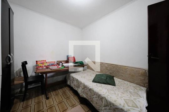 Quarto 2 de casa à venda com 3 quartos, 157m² em Vila Bauab, São Paulo