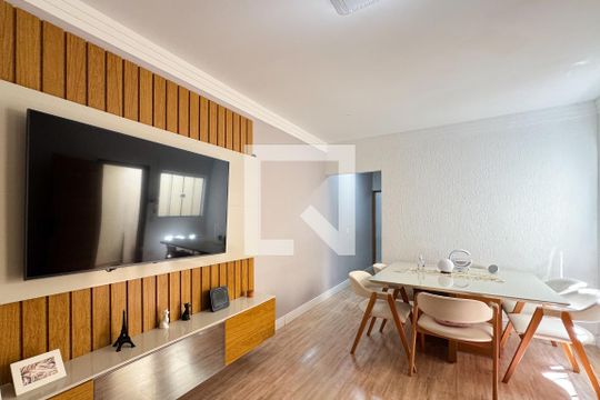 Sala de casa para alugar com 3 quartos, 206m² em Parque Selecta, São Bernardo do Campo