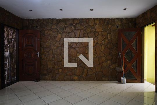 Casa à venda com 3 quartos, 131m² em Interlagos, São Paulo