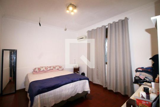 Quarto 1 de casa à venda com 5 quartos, 723m² em Olaria, Rio de Janeiro