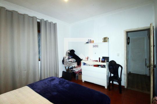 Quarto 1 de casa à venda com 5 quartos, 723m² em Olaria, Rio de Janeiro