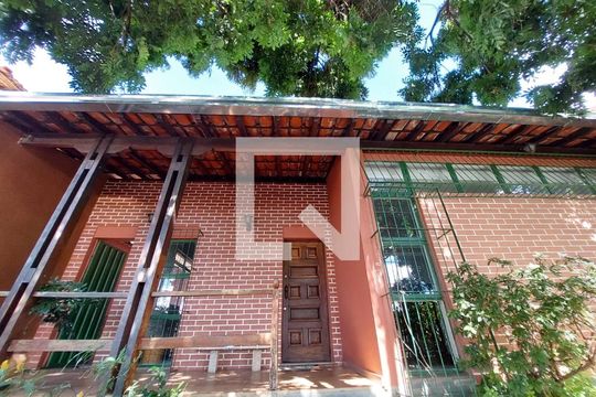 fachada de casa à venda com 5 quartos, 193m² em Jardim America, Belo Horizonte