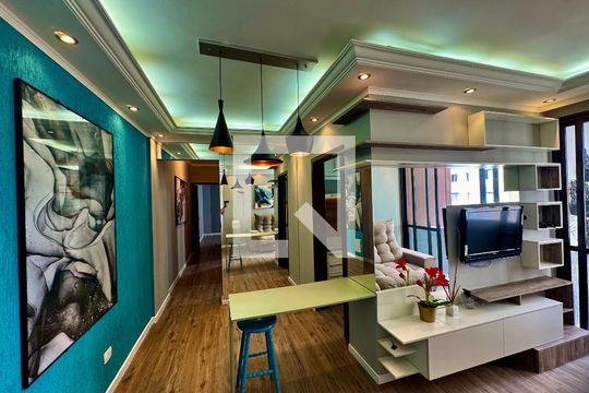 Sala de apartamento à venda com 2 quartos, 67m² em Vila Santo Antonio, Guarulhos