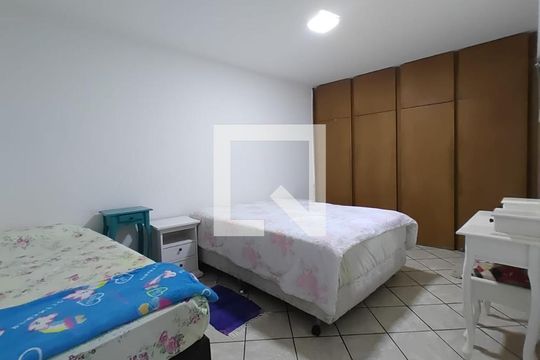 Apartamento para alugar com 1 quarto, 55m² em Centro, Uberlândia
